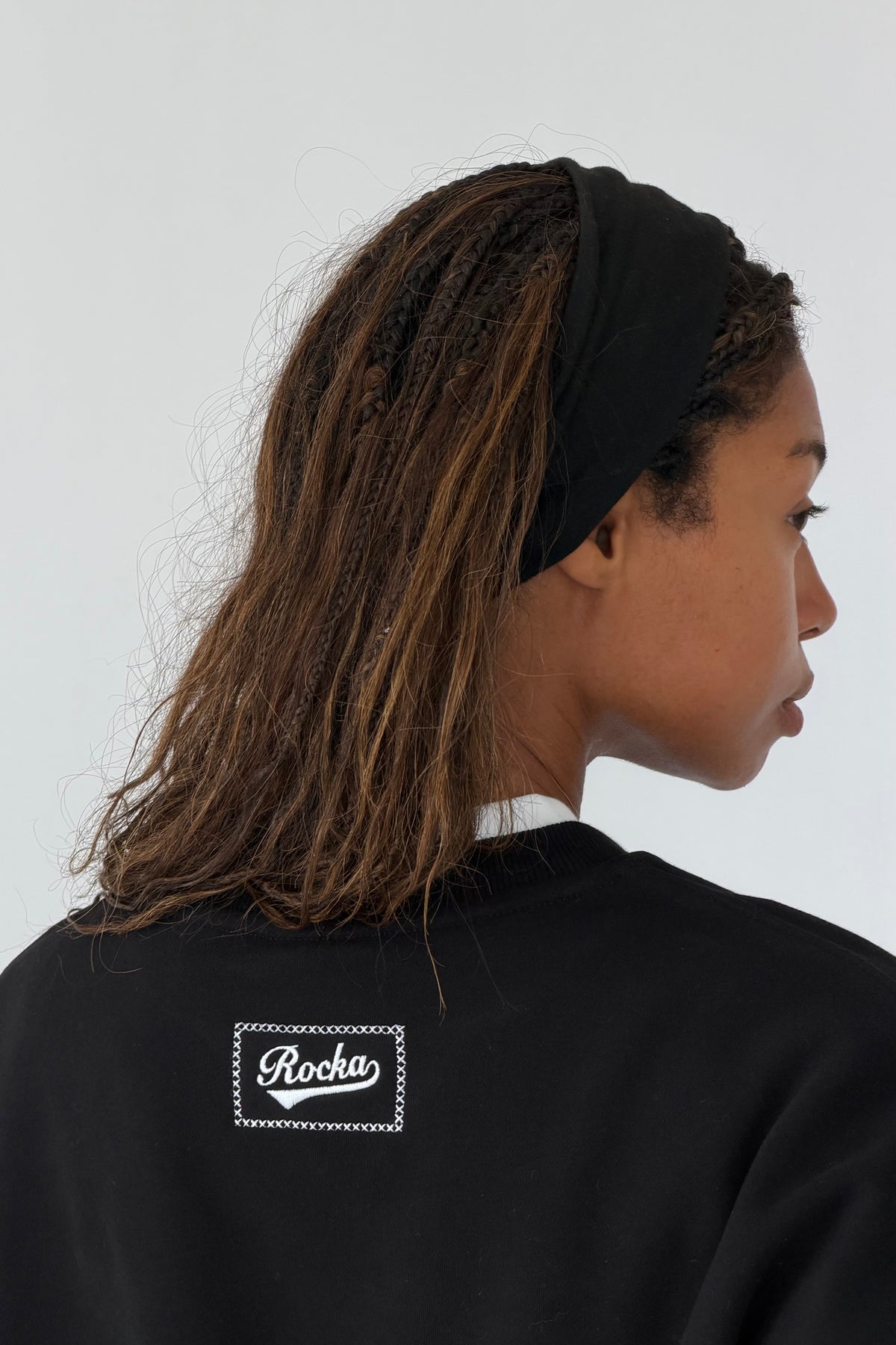 black travel sweatshirt