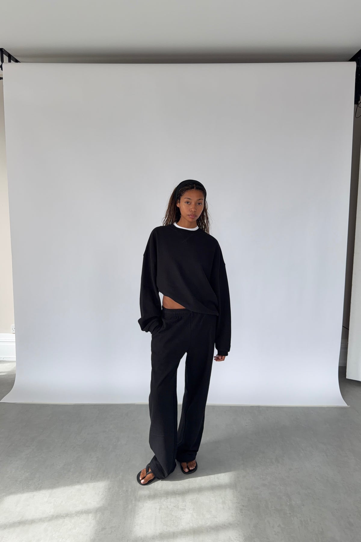 black travel sweatshirt
